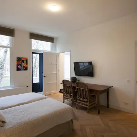 Bed and Breakfast Oranjepark Ντόρντρεχτ