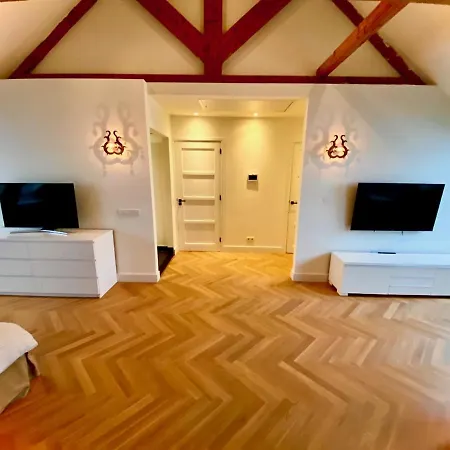 Oranjepark Bed & Breakfast